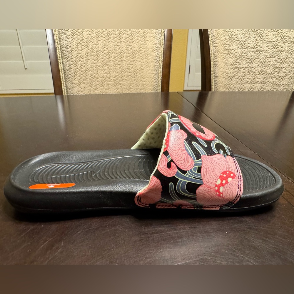 New Nike Naomi Osaka Slides Sandals Pink Black Size US 7 - Picture 7 of 12